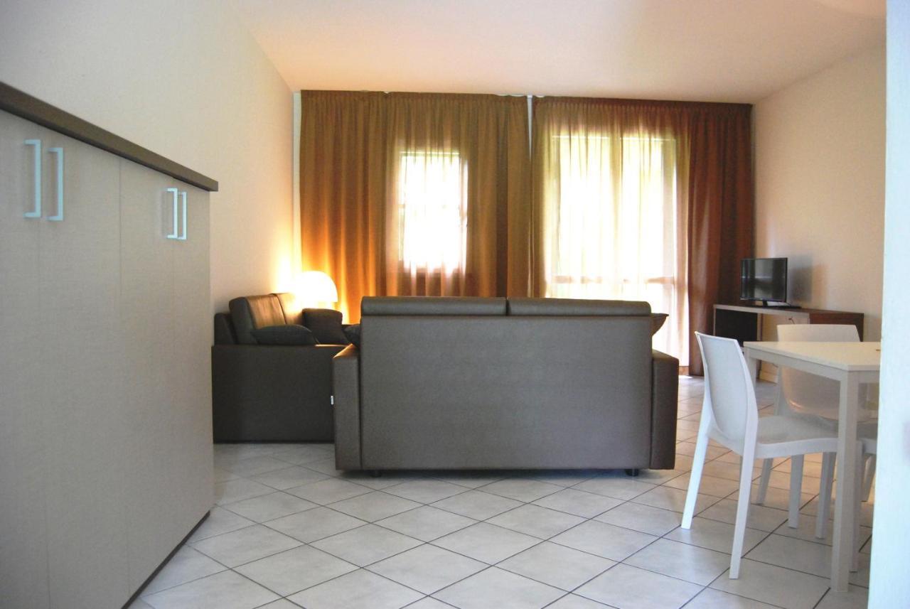 Residenze Al Colle Dei Pini Aparthotel Ριτσόνε Εξωτερικό φωτογραφία