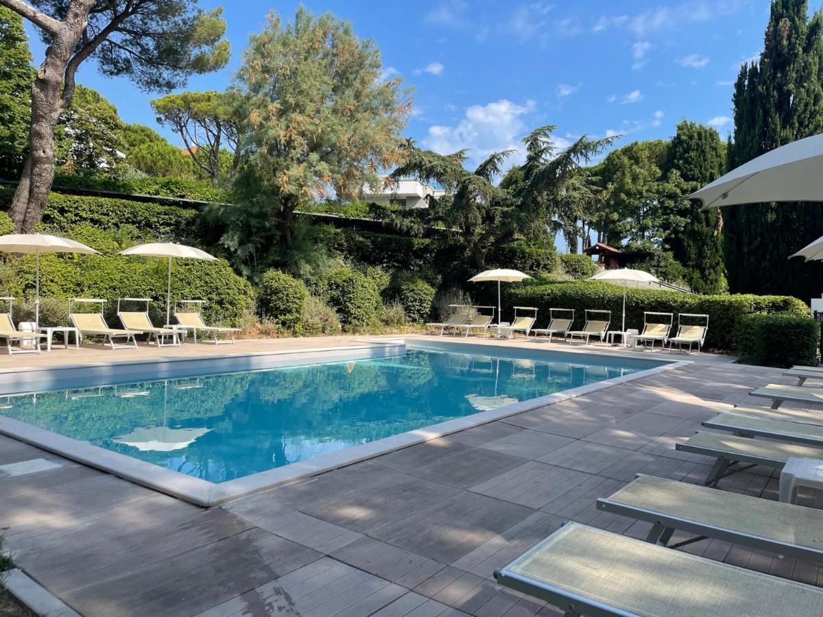 Residenze Al Colle Dei Pini Aparthotel Ριτσόνε Εξωτερικό φωτογραφία