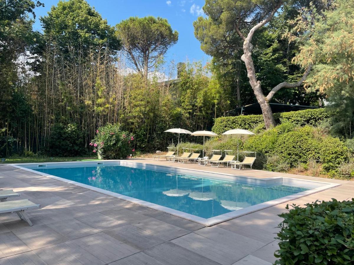 Residenze Al Colle Dei Pini Aparthotel Ριτσόνε Εξωτερικό φωτογραφία
