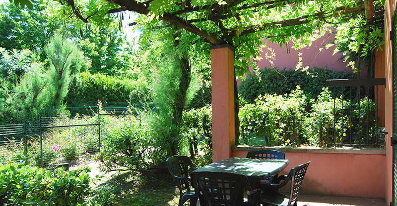 Residenze Al Colle Dei Pini Aparthotel Ριτσόνε Εξωτερικό φωτογραφία