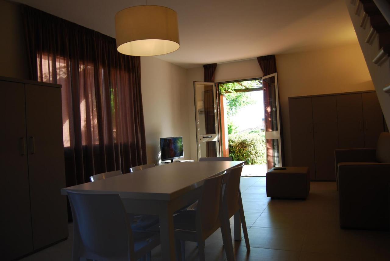 Residenze Al Colle Dei Pini Aparthotel Ριτσόνε Εξωτερικό φωτογραφία